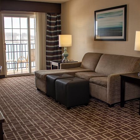 Holiday Inn Express Le Claire Riverfront-Davenport By Ihg Eksteriør bilde