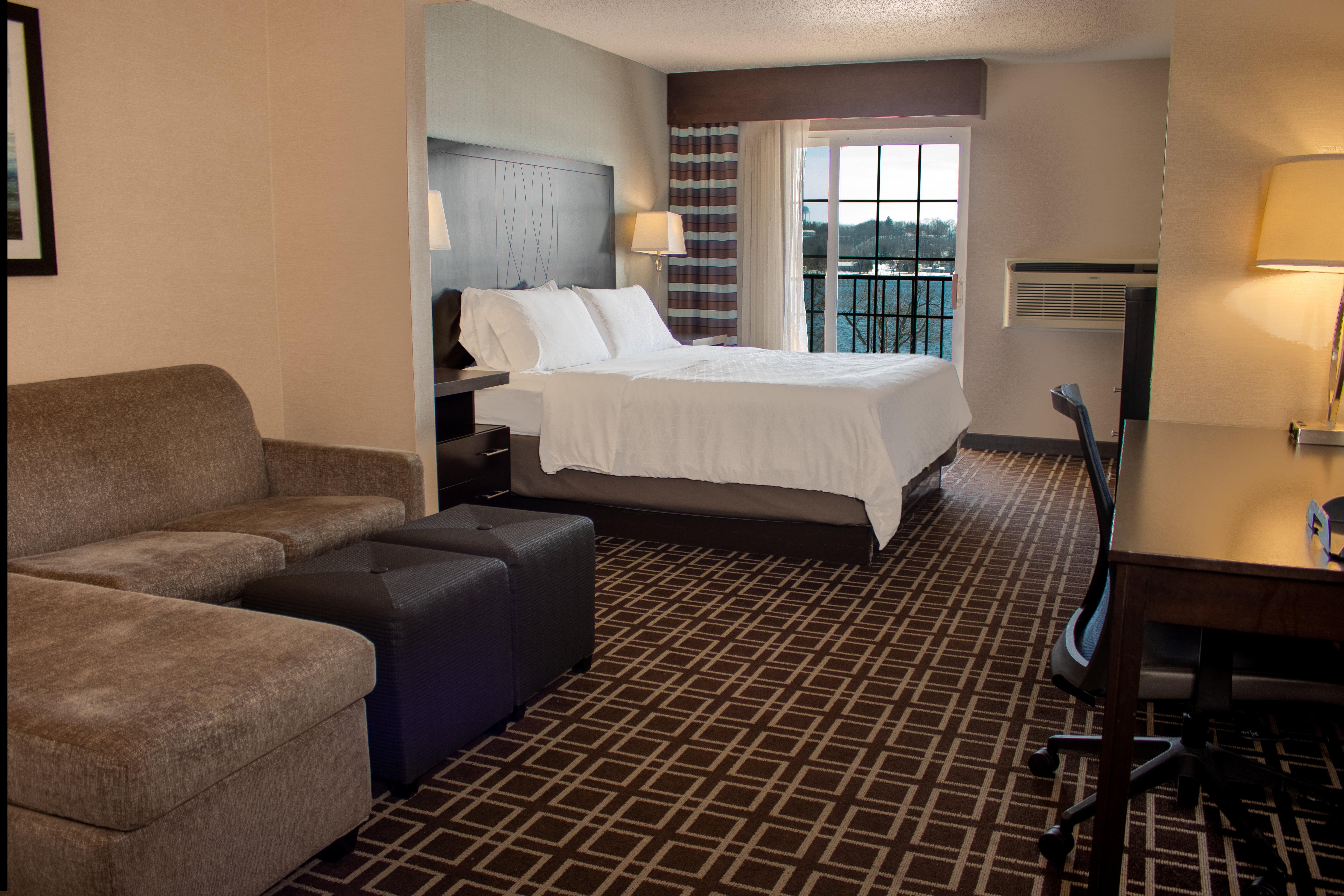 Holiday Inn Express Le Claire Riverfront-Davenport By Ihg Eksteriør bilde