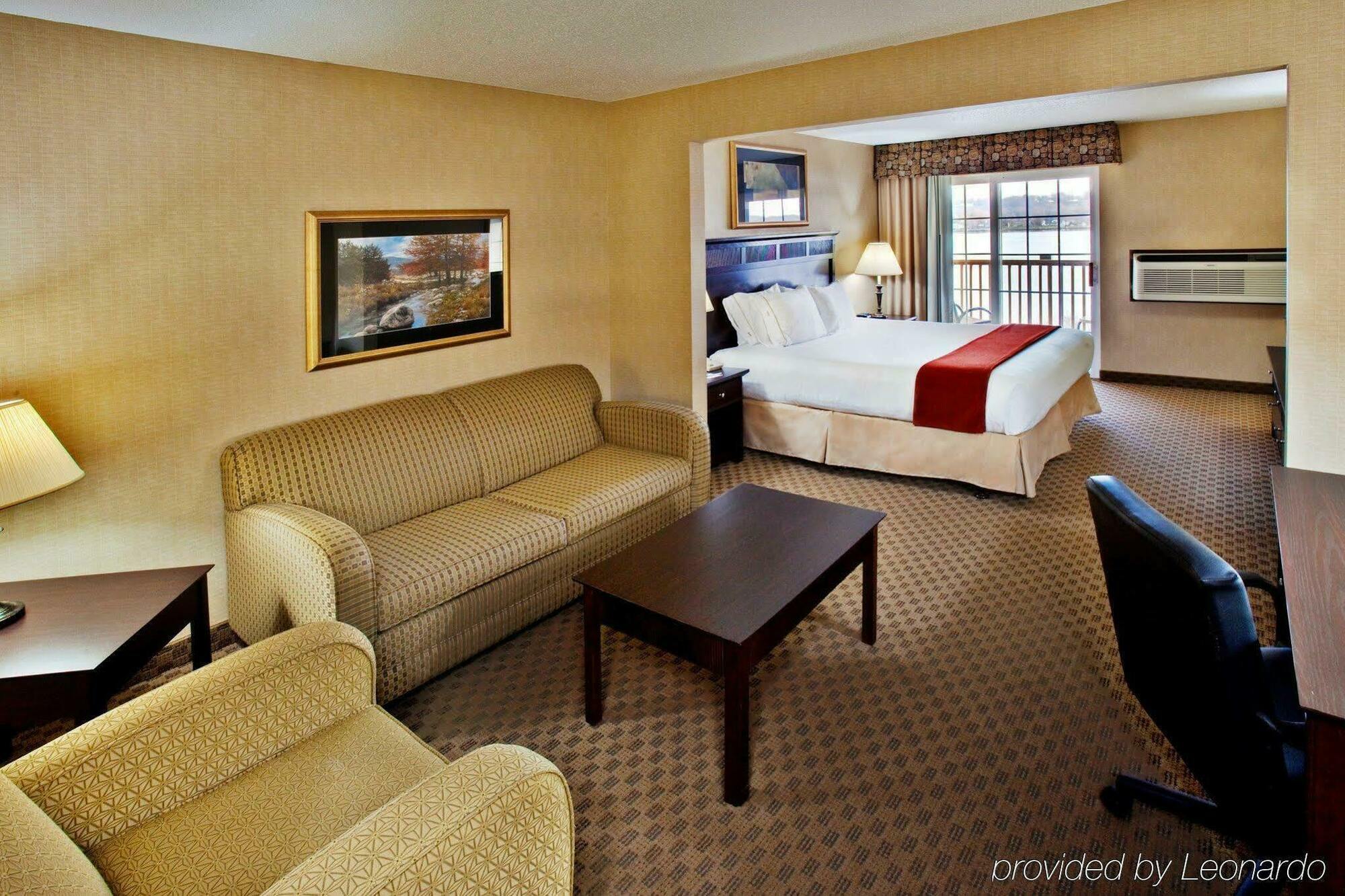 Holiday Inn Express Le Claire Riverfront-Davenport By Ihg Eksteriør bilde