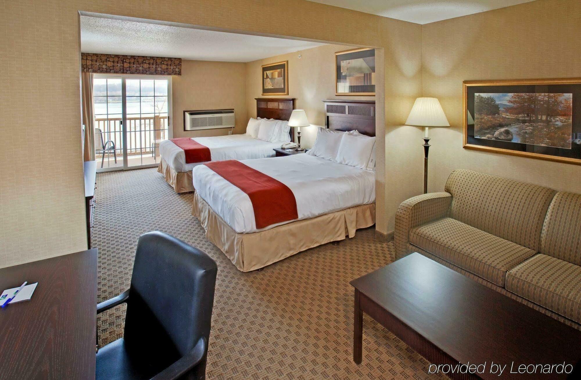 Holiday Inn Express Le Claire Riverfront-Davenport By Ihg Eksteriør bilde